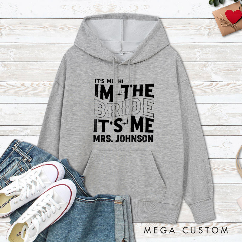Personalized Modern Vintage It's Me Bride and Groom Matching Wedding Couple Hoodie