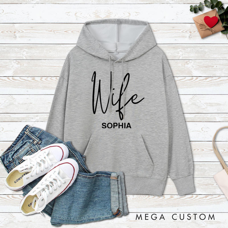 Personalized Couple Husband and Wife Hoodie with Name Couple Valentine's Day Sweatshirt for Husband Wife Hubby Wifey