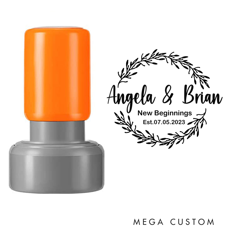 Personalized Round Housewarming Stamp New Beginnings Design Custom Names Established Date Wreath Motif Decorative Stamp for New Homeowners