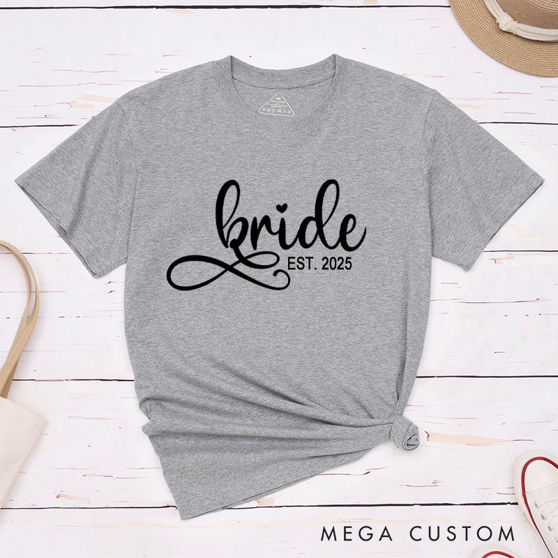 Personalized Elegant Bride and Groom with Year Matching Wedding Couple Classic T-Shirt