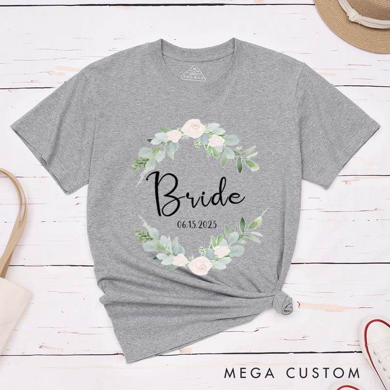 Personalized Elegant Floral Wreath Bride and Groom Matching Wedding Couple Classic T-Shirt