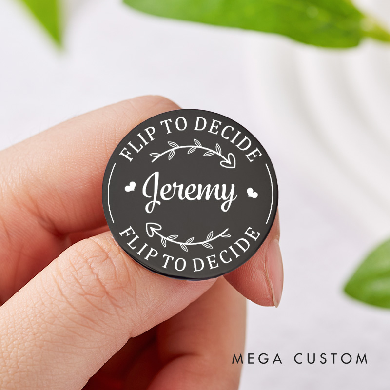 Personalized Couple Name with Heart Wreath Decision Coin Newlyweds Flip to Decide Coin Valentine's Day Gift for Boyfriend Girlfriend Husband Wife