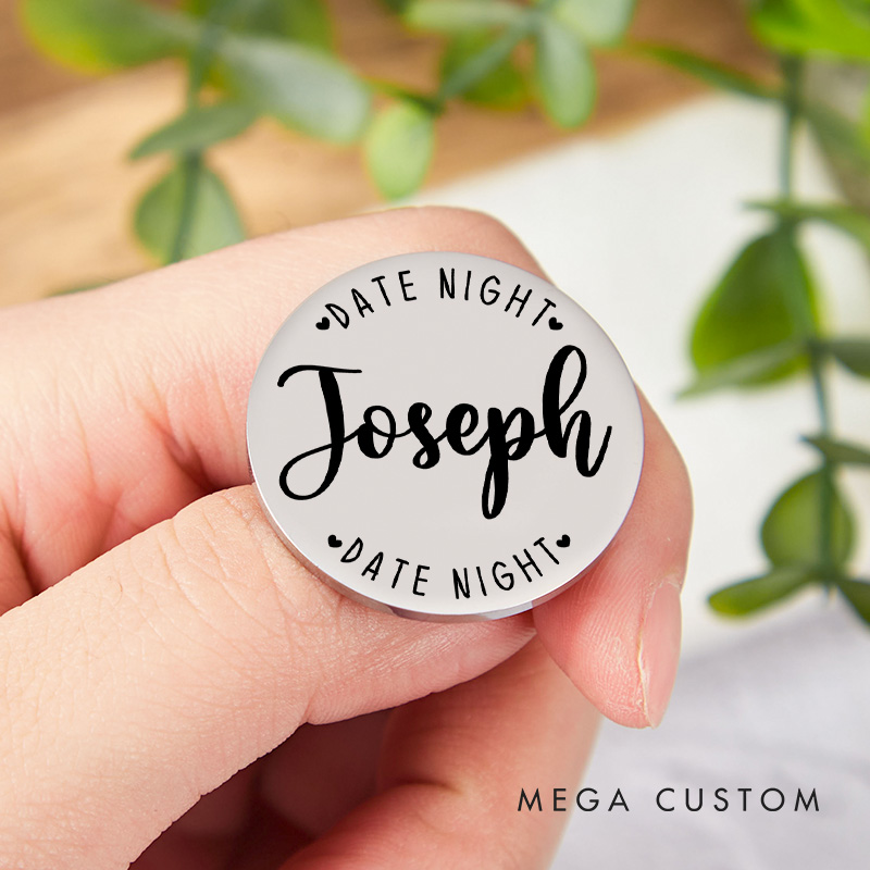 Personalized Couple Name Decision Coin Newlyweds Date Night Flip to Decide Coin with Heart Valentine's Day Gift for Boyfriend Girlfriend Husband Wife