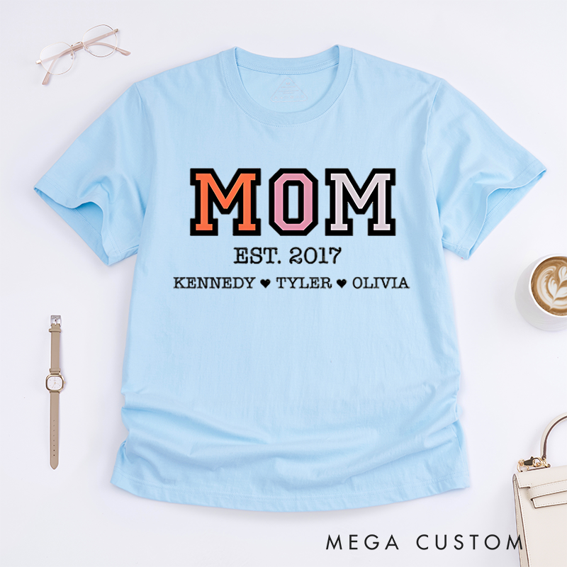 Personalized a Gift for Mother Vibrant Mom Design Classic T-shirt