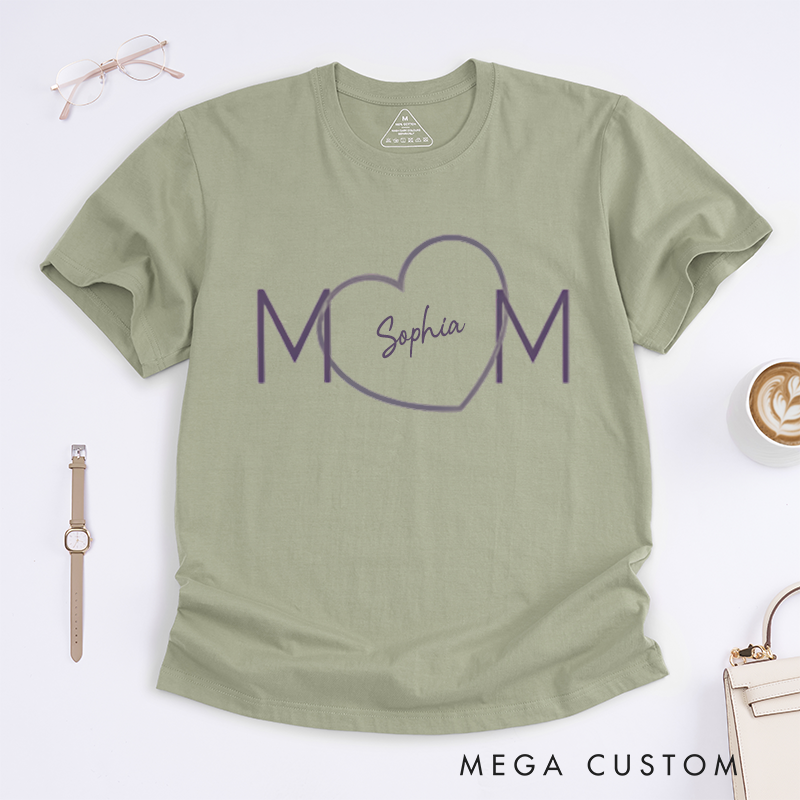 Personalized a Gift Mom Heart Design Classic T-shirt