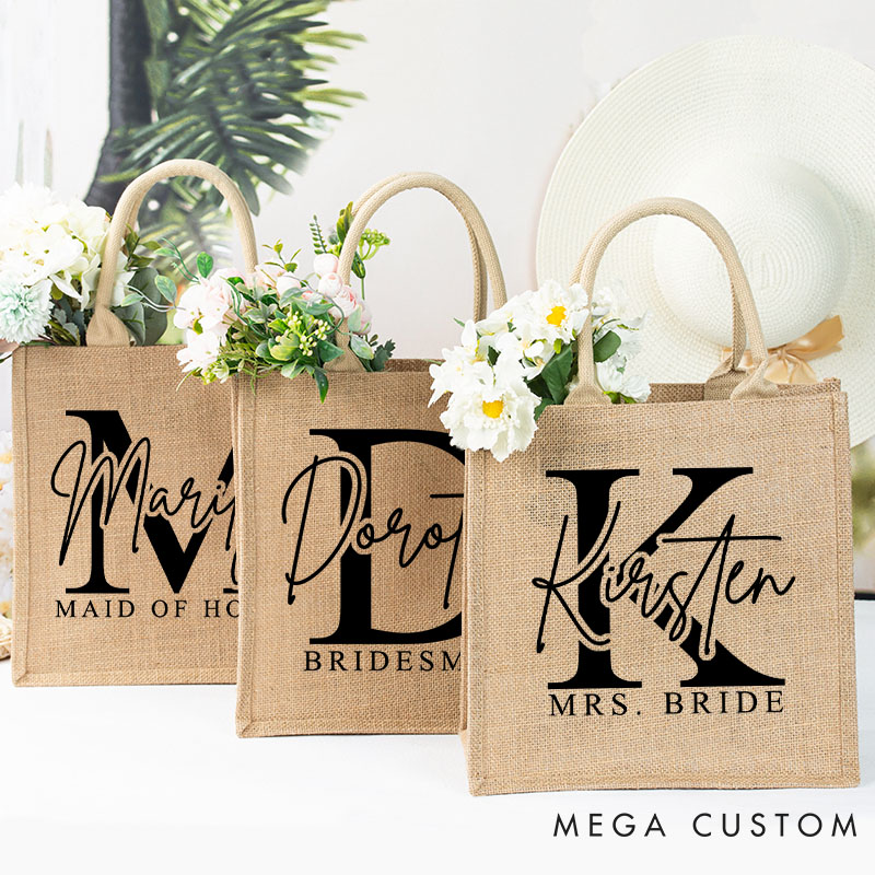 Personalized Minimalist Bridesmaid Burlap Tote Bag Custom Bride Initials Jute Tote Bag Wedding Beach Bag Bachelorette Party Favors Bridal Shower Gift