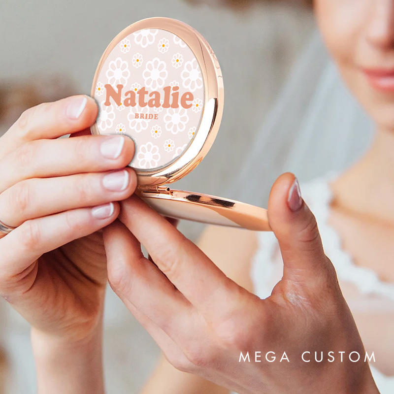 Personalized Bridesmaid Daisy Floral Mirror Custom Bride Name Compact Mirror Bachelorette Party Mirror Bridesmaid Proposal Bridal Shower Gift for Her