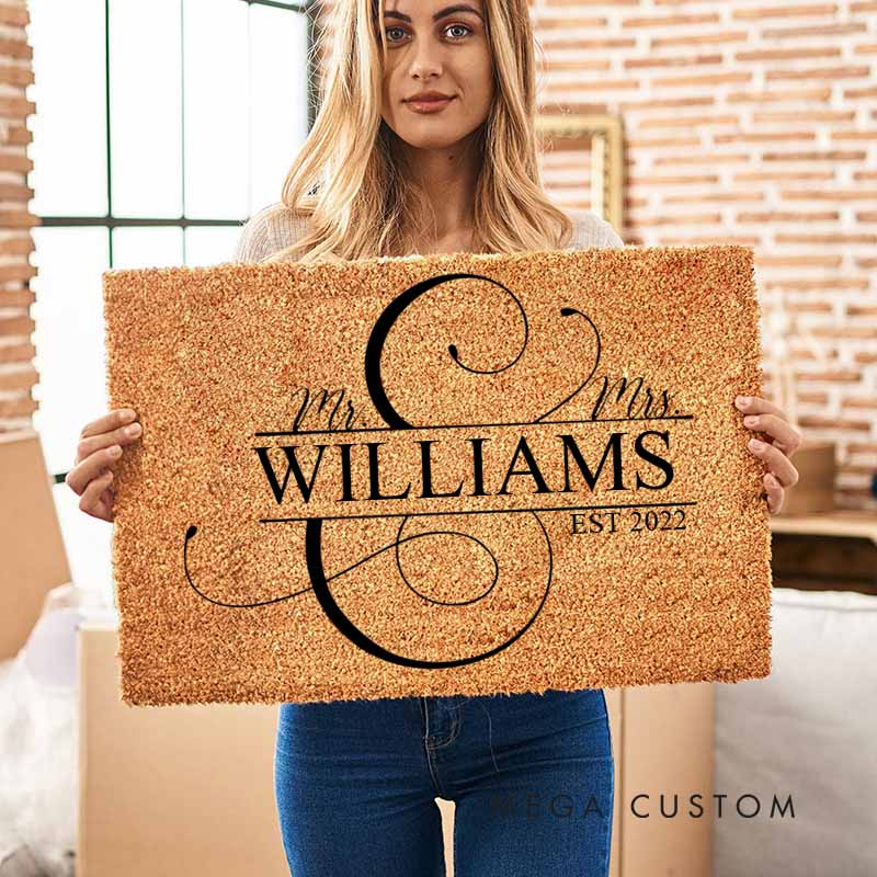 Personalized Mr. and Mrs. Anniversary Doormat Elegant Script Design Doormat with Last Name Couple Wedding Anniversary Doormat