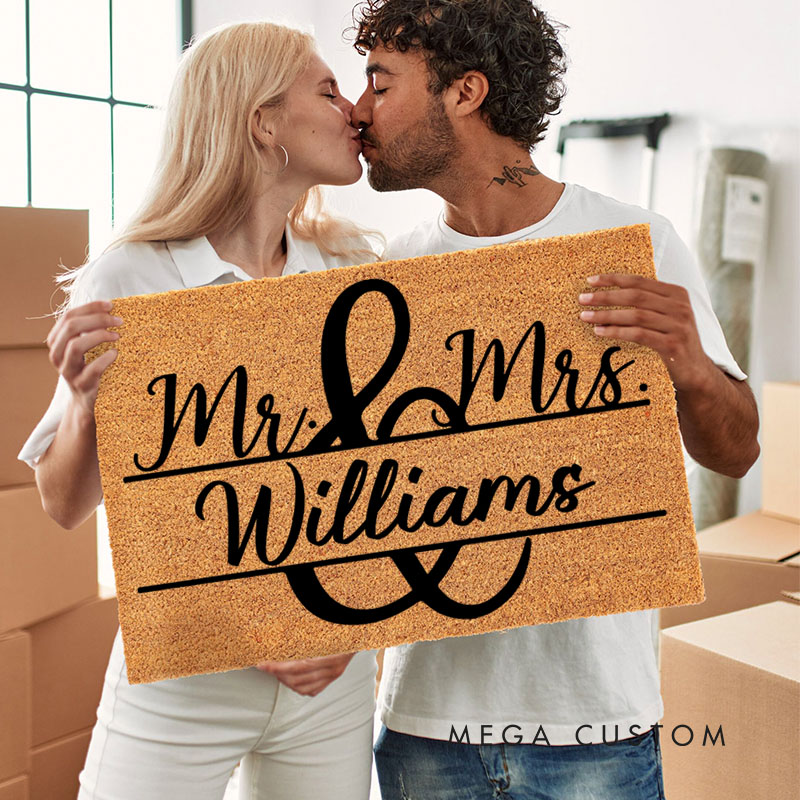 Personalized Couple Mr and Mrs Last Name Doormat Custom Newlyweds Door Mat Hubby Wifey Valentine's Day Doormat Wedding Husband Wife Gift for Him Her