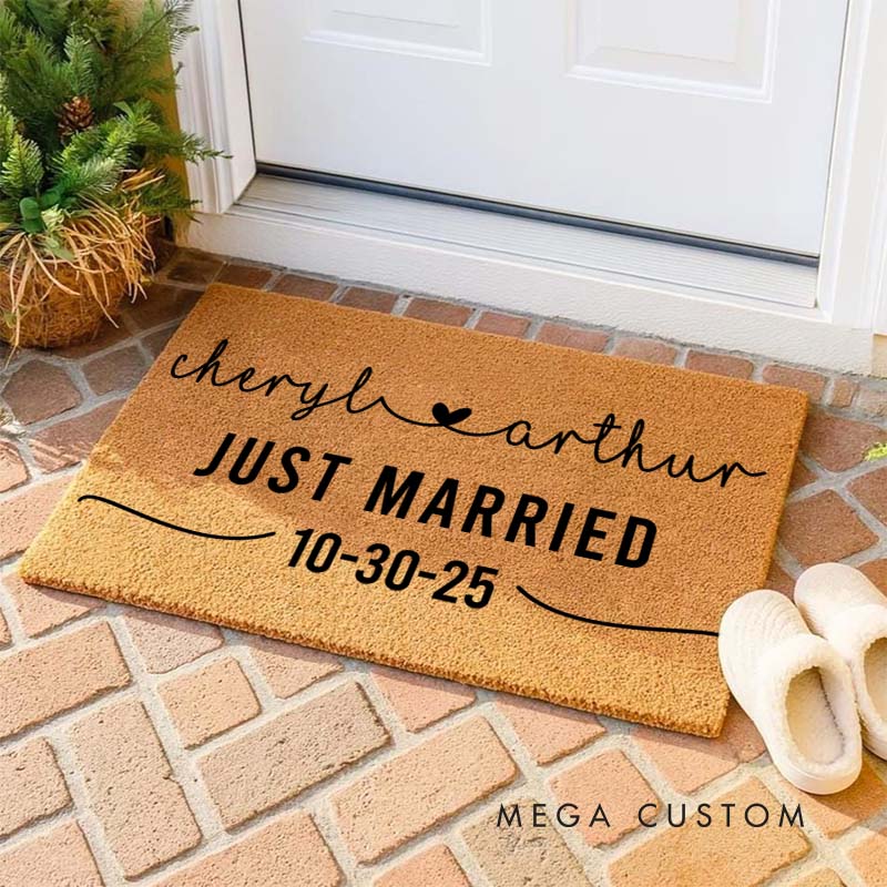 Personalized Couple Just Married Doormat Custom Newlyweds First Name with Heart Door Mat Mr and Mrs Hubby Wifey Husband Wife Gift for Him Her