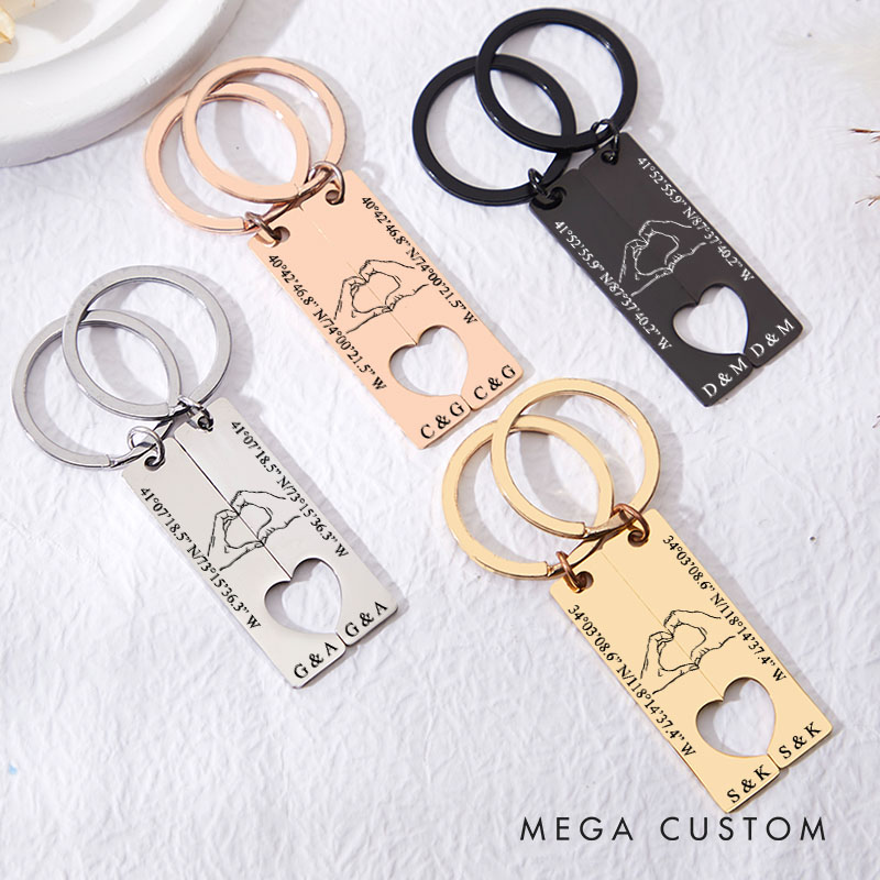 Personalized Couple Hand-heart 2pcs Matching Keychain Newlyweds Coordinates Heart Keyring Valentine's Day Gift for Boyfriend Girlfriend Husband Wife