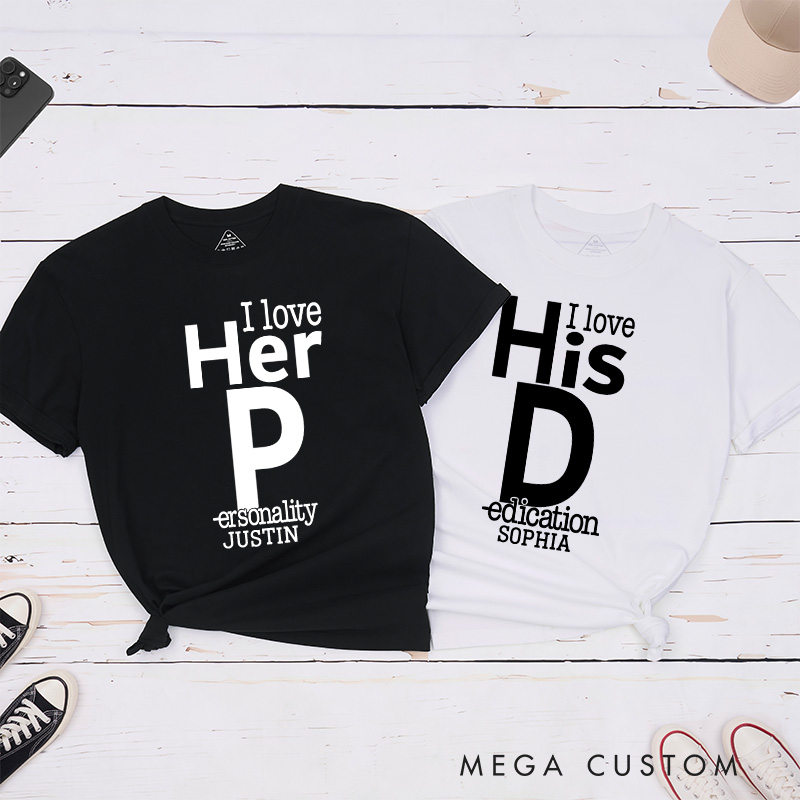 Personalized Couple Minimalist I Love Her Personality Matching T-Shirt with Name Valentine's Day T-Shirt for Husband Wife Boyfriend Girlfriend Gift