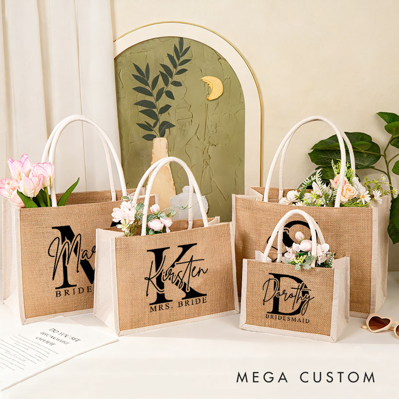 Personalized Bridesmaid Burlap Tote Bag Custom Bride Initials Tote Bag with White Side Wedding Jute Beach Bag Bridal Shower Bachelorette Party Gift