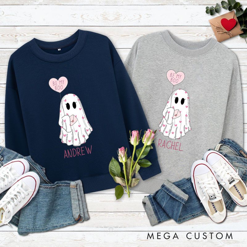 Personalized Couple Ghost Holding Heart Be My Boo Matching Sweatshirt Couple Valentine's Day Sweatshirt for Husband Wife Boyfriend Girlfriend