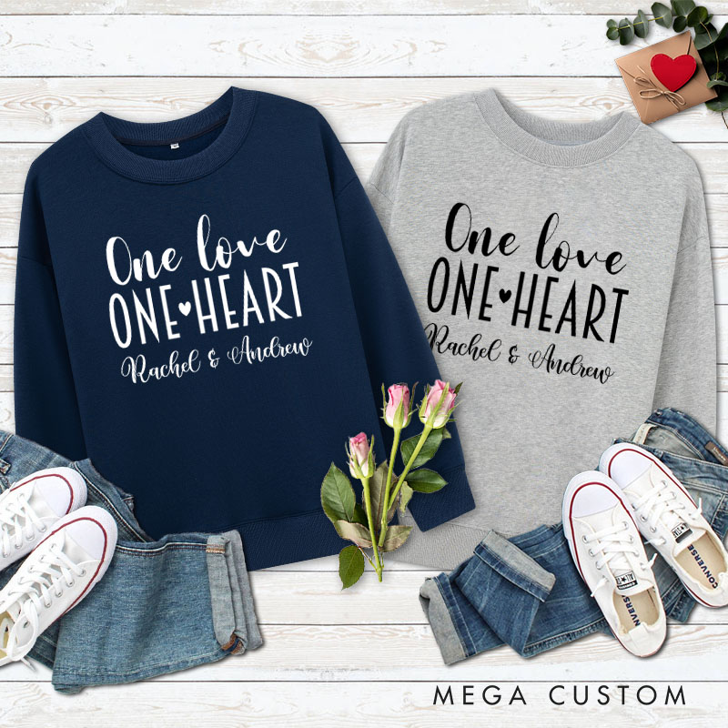 Personalized Couple One Love One Heart Matching Sweatshirt Couple Valentine's Day Sweatshirt for Husband Wife Boyfriend Girlfriend