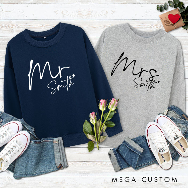 Personalized Couple Minimalist Mr. and Mrs. Matching Sweatshirt with Name Couple Valentine’s Day Sweatshirt for Husband Wife Hubby Wifey