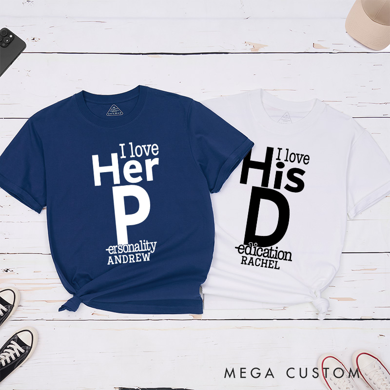 Personalized Couple Minimalist I Love Her Personality Matching T-Shirt with Name Valentine's Day T-Shirt for Husband Wife Boyfriend Girlfriend Gift