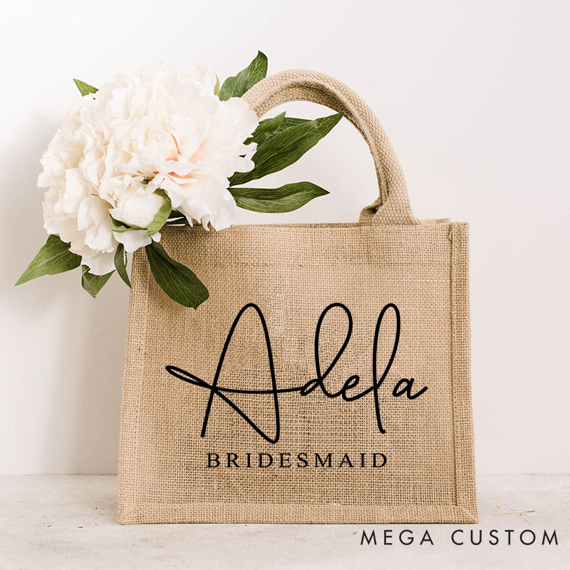 Personalized Minimalist Bridesmaid Burlap Tote Bag Custom Bride Name Jute Tote Bag Wedding Beach Tote Bag Bachelorette Party Favors Bridal Shower Gift