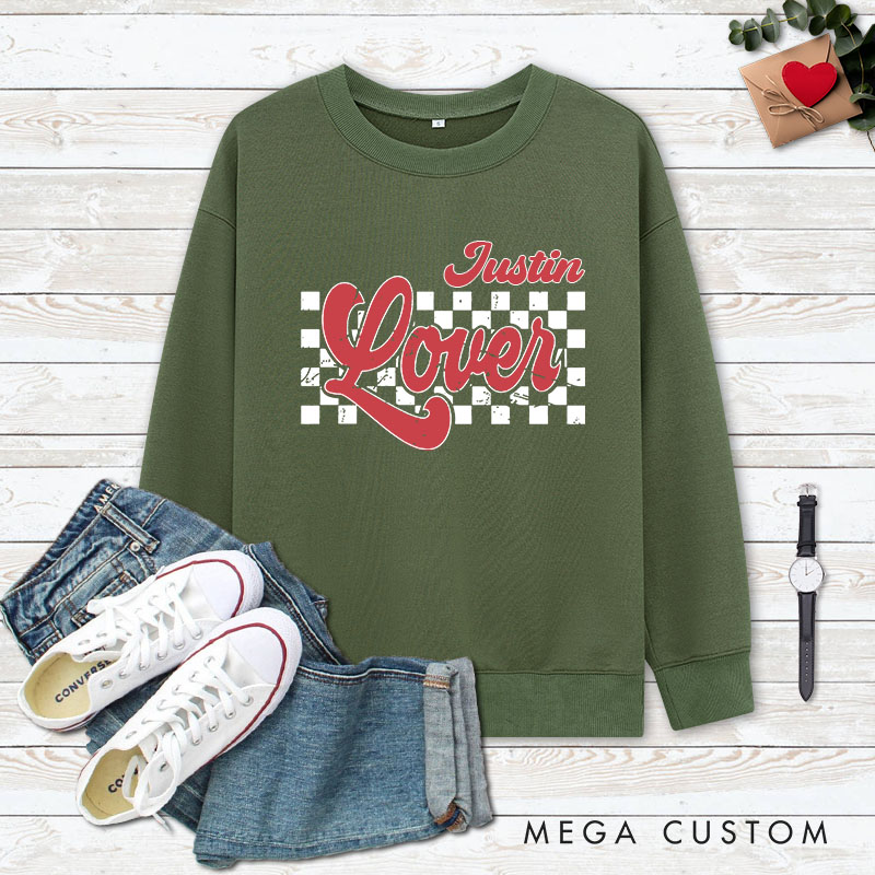 Personalized Couple Checkered Lover Matching Sweatshirt Couple with Name Valentine's Day Sweatshirt for Husband Wife Boyfriend Girlfriend
