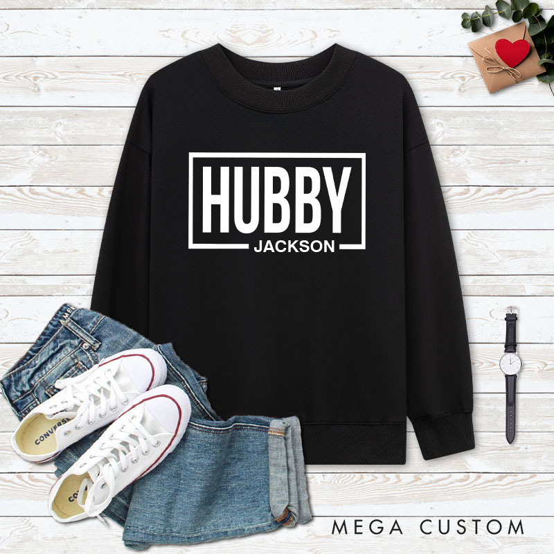 Personalized Couple Modern Hubby and Wifey Matching Sweatshirt with Name Couple Valentine’s Day Sweatshirt for Husband Wife Hubby Wifey