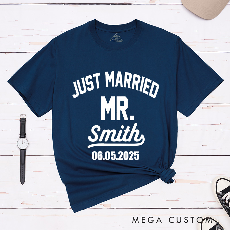 Personalized Classic Just Married Mr and Mrs with Date Wedding Couple Classic T-Shirt
