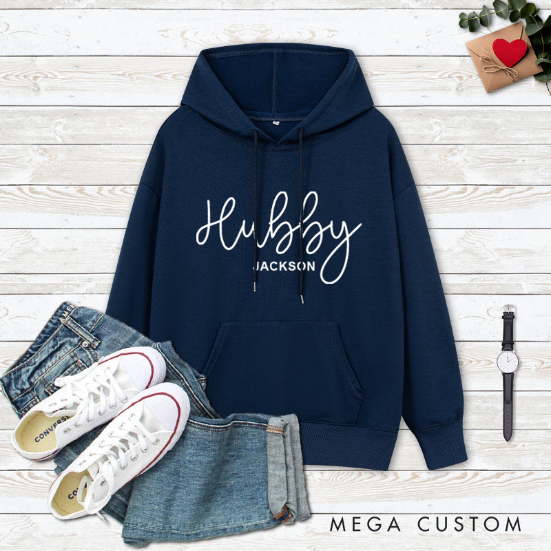 Personalized Couple Hubby and Wifey Hoodie with Name Couple Valentine’s Day Sweatshirt for Boyfriend Girlfriend Husband Wife