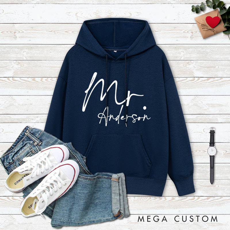 Personalized Couple Mr. and Mrs. Hoodie with Name Couple Valentine's Day Sweatshirt for Husband Wife Hubby Wifey