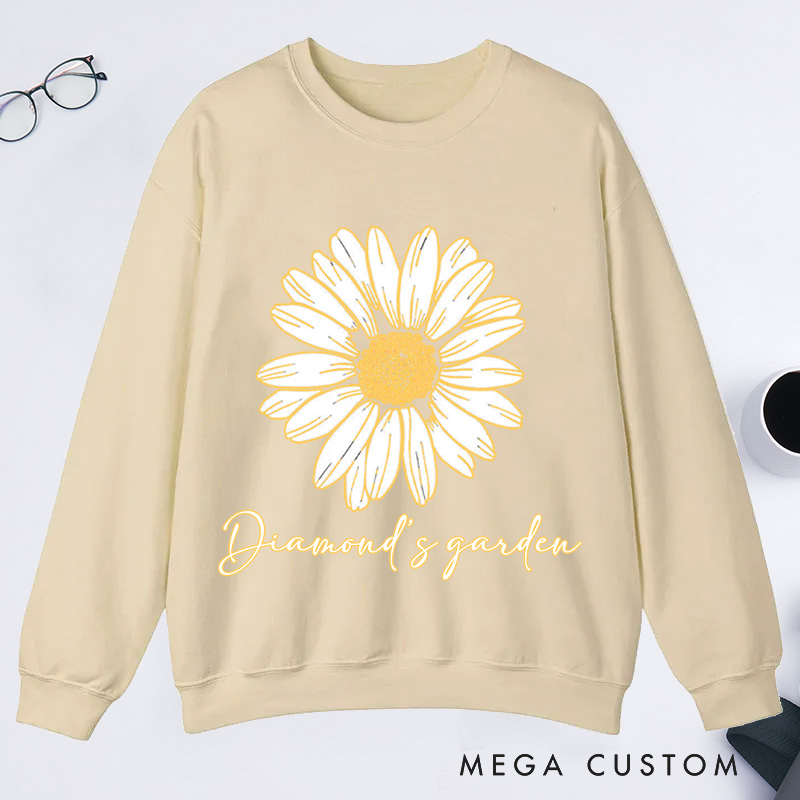 Personalized Daisy Classic Sweatshirts Wildflower Sweatshirt Gardener Sweatshirt with Name Plant Lover Gift Gardening Gift Gardener Gift