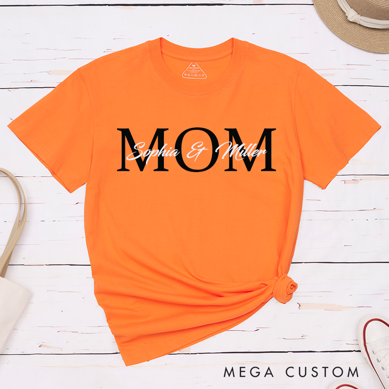 Personalized a Gift for My Mother Font Overlap Design Classic T-shirt