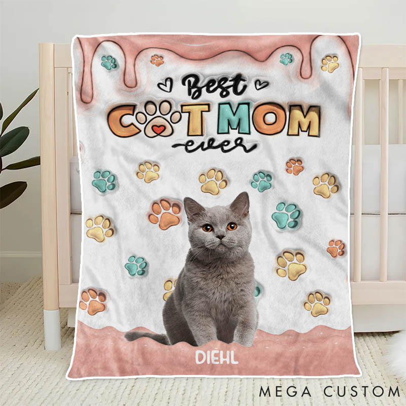 Personalized Cat Lover when I Needed a Hand I Found a Paw Cat Mom Throw Blanket