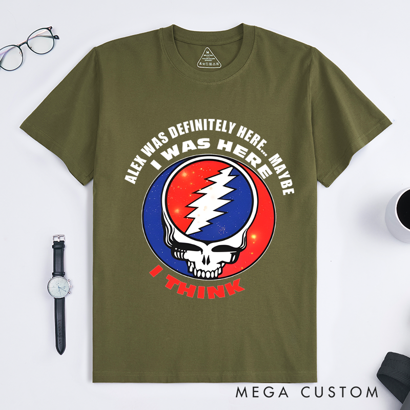 Personalized Classic T-Shirts Skull and Lightning Design Perfect for Music Enthusiasts and Rock Roll and Vintage Style T-Shirt