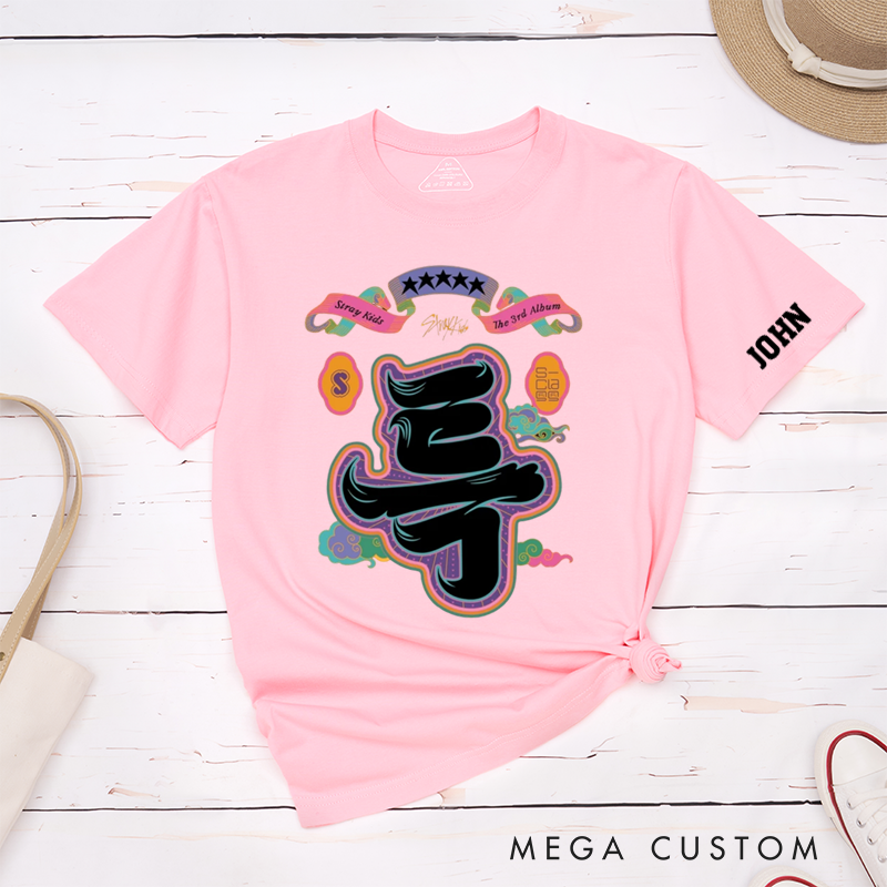 Personalized Classic T-Shirts Vibrant Graphic Tee with Bold Asian Calligraphy Design Trendy Streetwear for Music Lovers Gift