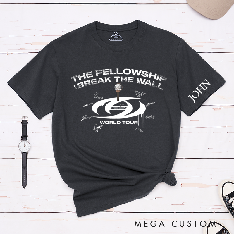 Personalized Classic T-Shirts World Tour Bold Graphic Design Tee Perfect for Concert and Music Festival Enthusiasts T-Shirt