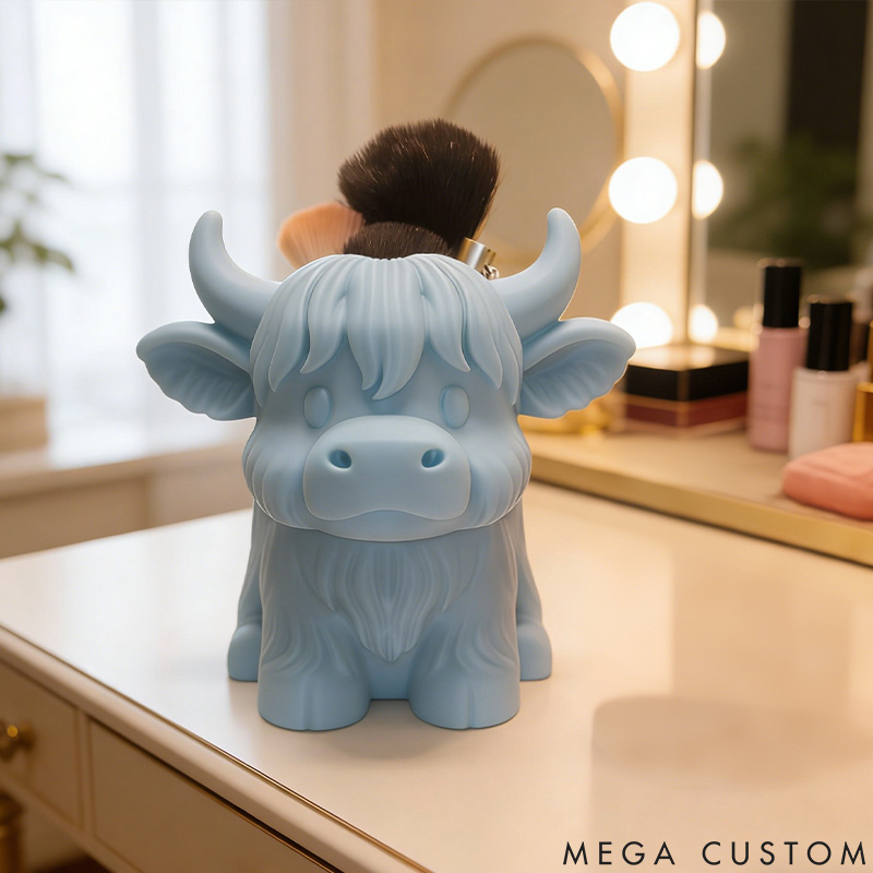 Personalized Highland Cow Desk Organizer and Makeup Brush Holder Gift for Pet Lover for Cow Lover