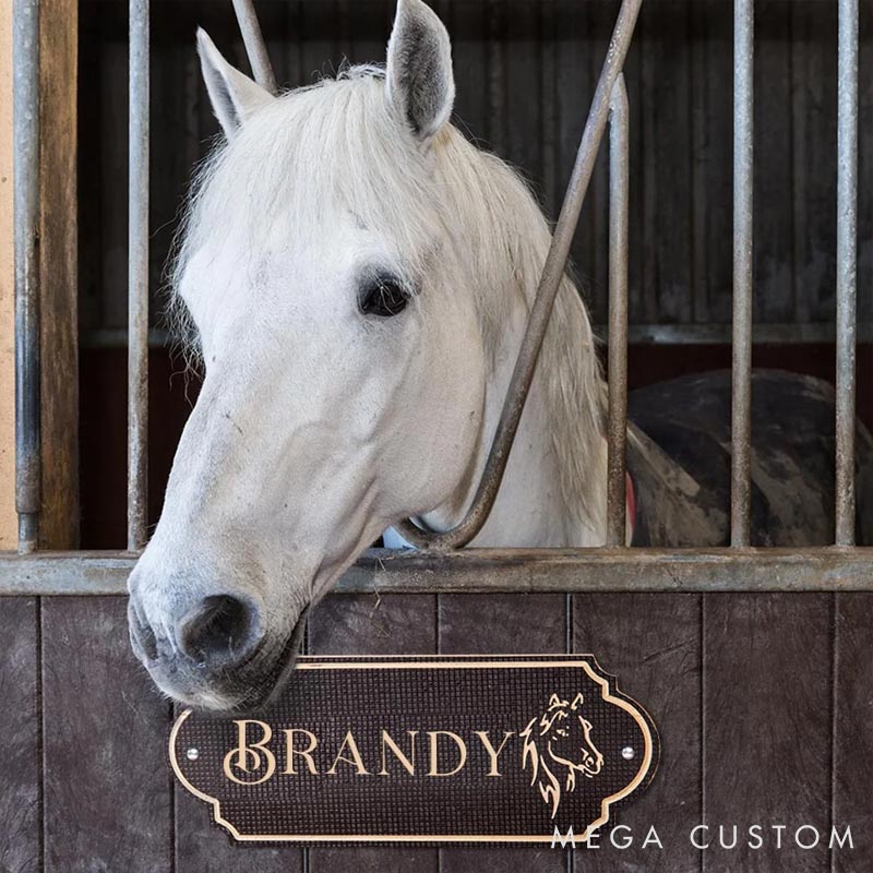 Personalized Horse Lover Retro Stable Horse Door Engraving Name Plates with Pattern Housewarming Gift