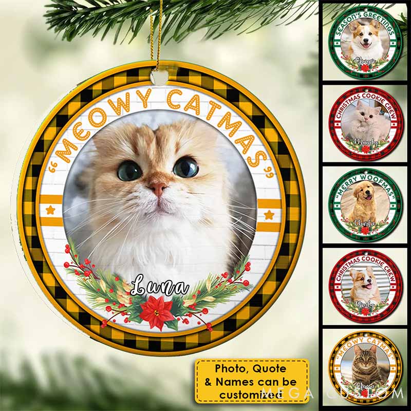 Personalized Pet Lover Merry Woofmas Christmas Ornament