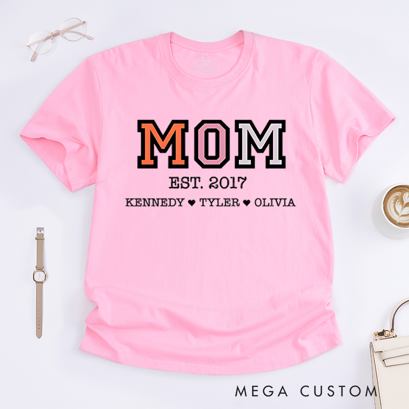 Personalized a Gift for Mother Vibrant Mom Design Classic T-shirt