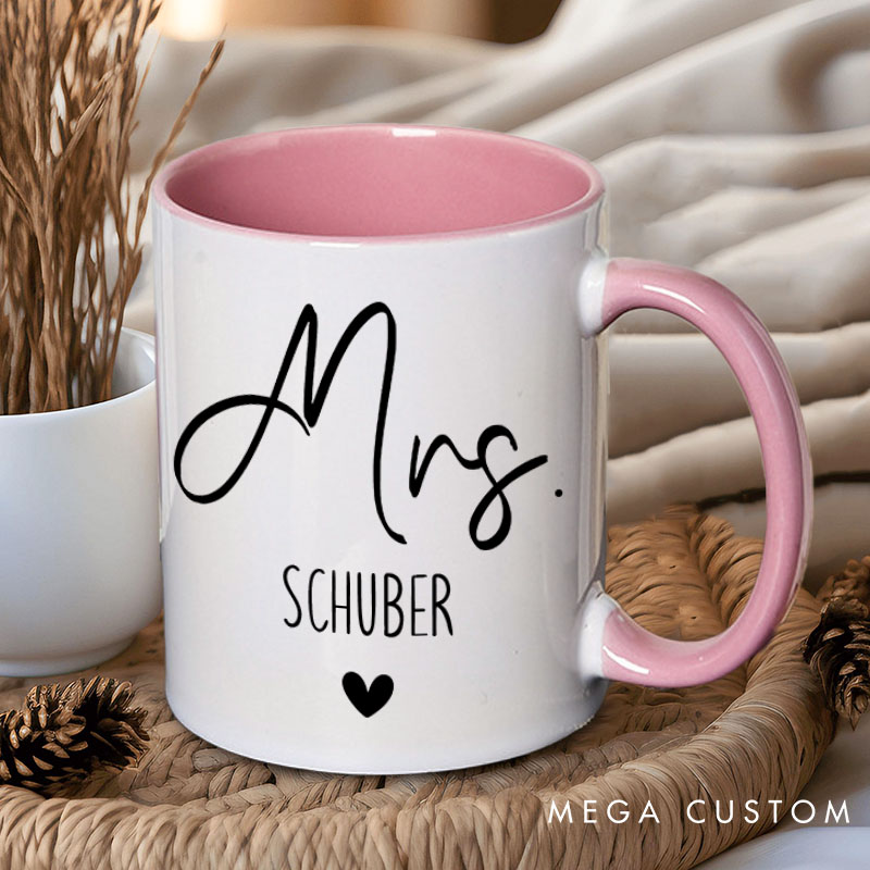 Personalized Couple Minimalist Mr. and Mrs. Mug Custom Couple Heart Coffee Mug Valentine's Day Mug for Husband Wife Hubby Wifey