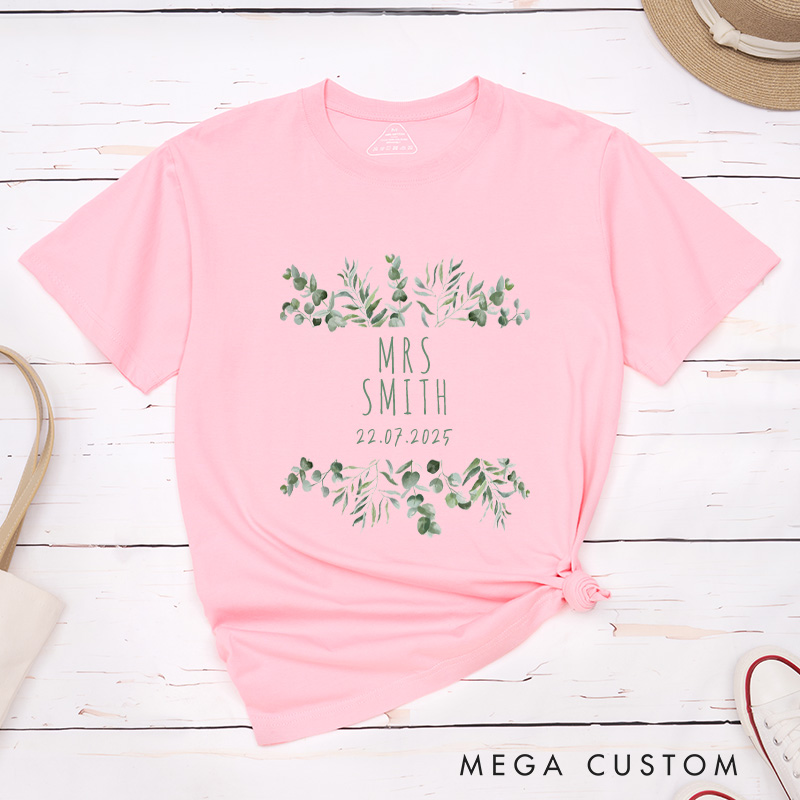 Personalized Elegant Botanical Mr and Mrs Wedding Couple Classic T-Shirt