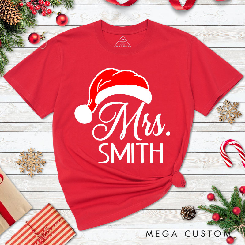 Personalized Couple Mr. and Mrs. with Santa Hat Christmas Matching T-Shirt Couple Xmas T-Shirt for Husband Wife Boyfriend Girlfriend Tee Tops