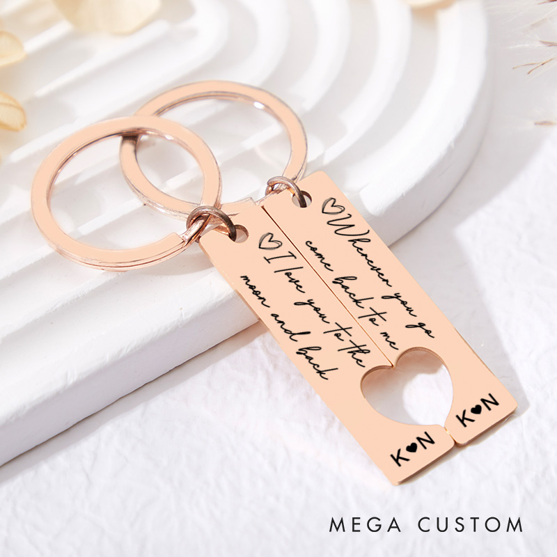 Personalized Couple I Love You to the Moon and Back 2pcs Matching Heart Keychain Couple Valentine's Day Gift for Boyfriend Girlfriend Husband Wife