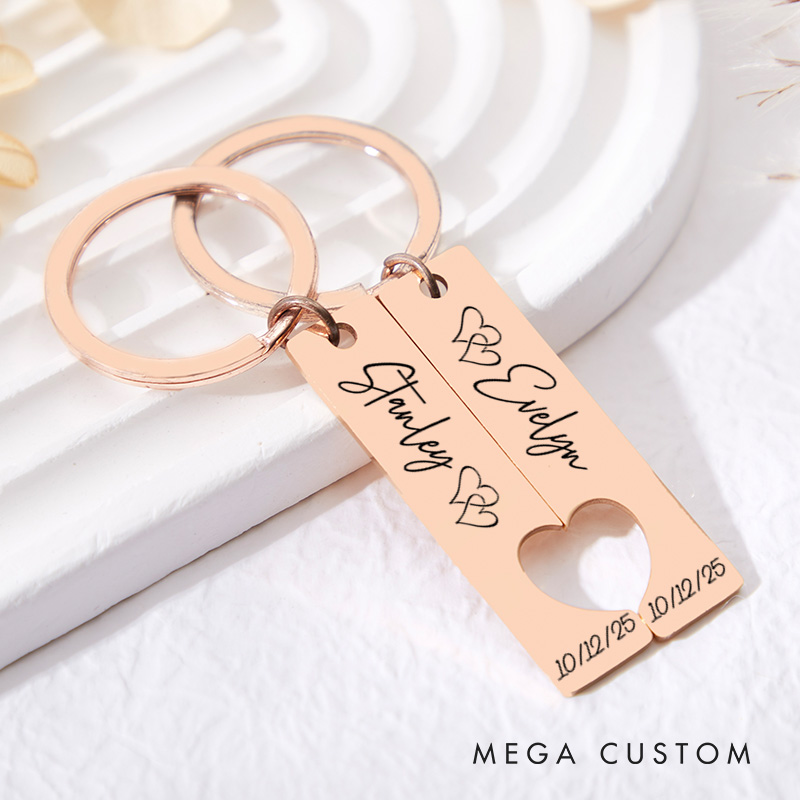 Personalized Couple Name with Heart 2pcs Matching Keychain Newlyweds Matching Heart Keyring Valentine's Day Gift for Boyfriend Girlfriend Husband Wife