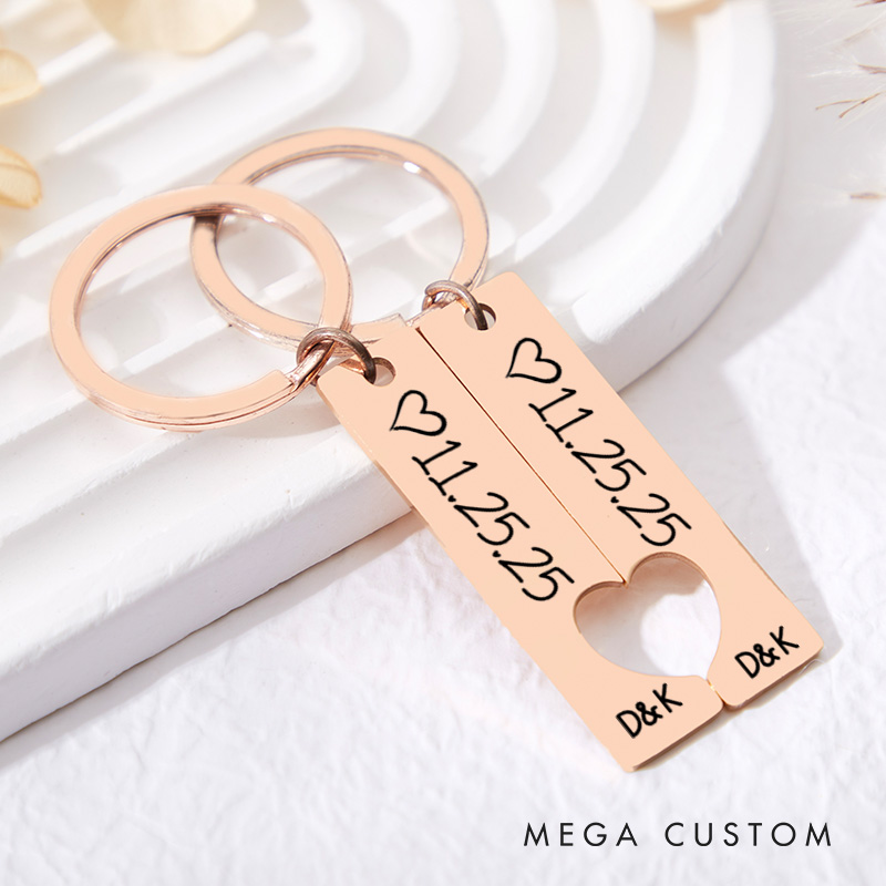 Personalized Couple Initials 2pcs Matching Keychain Custom Newlyweds Matching Heart Keyring Valentine's Day Gift for Boyfriend Girlfriend Husband Wife