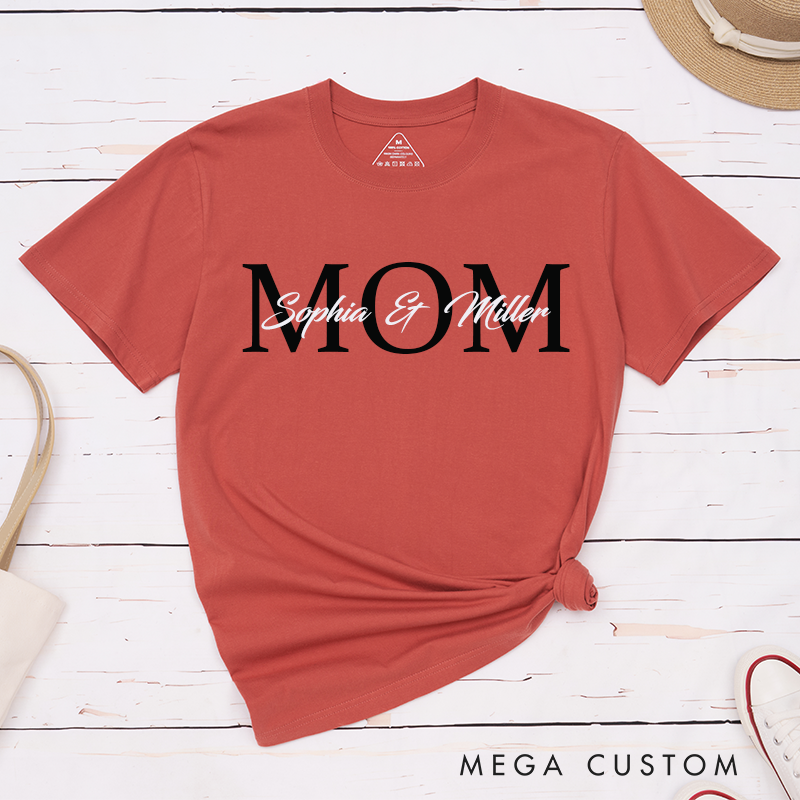 Personalized a Gift for My Mother Font Overlap Design Classic T-shirt