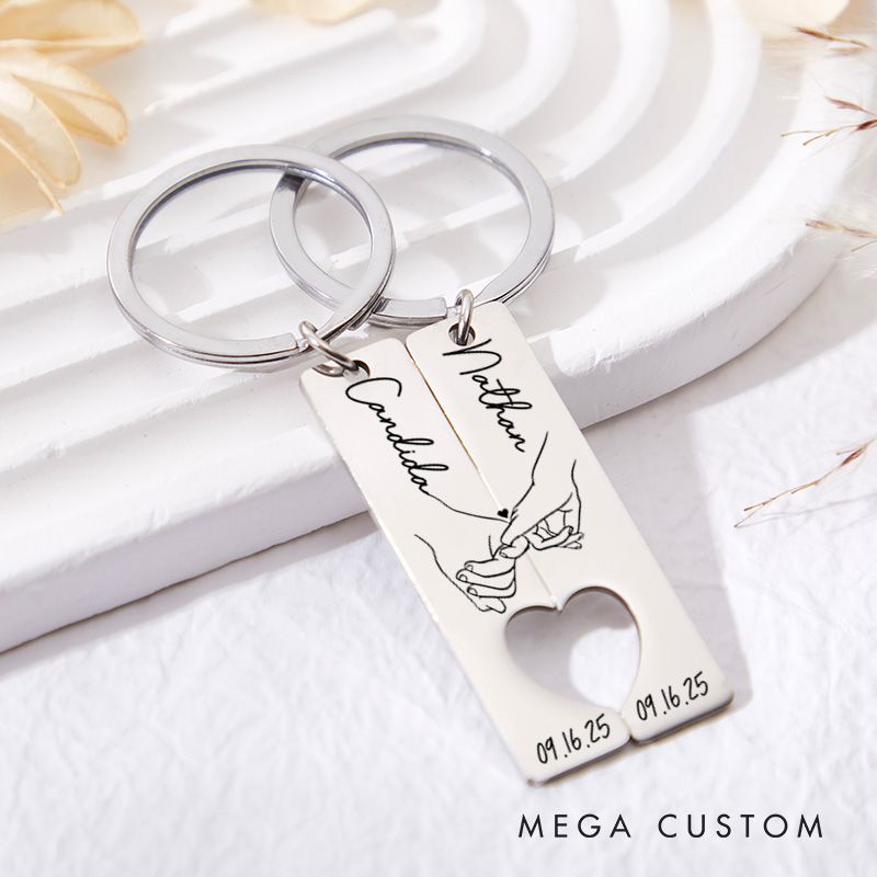 Personalized Couple Pinky Promise with Heart 2pcs Matching Keychain Newlyweds Name Keychain Valentine's Day Gift for Boyfriend Girlfriend Husband Wife