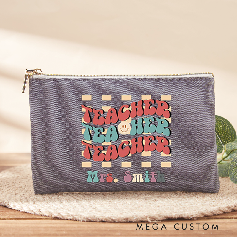 Personalized Teacher Makeup Bag Retro Teacher with a Smile Comfortable Stylish Makeup Bag Ideal Gift for Teachers