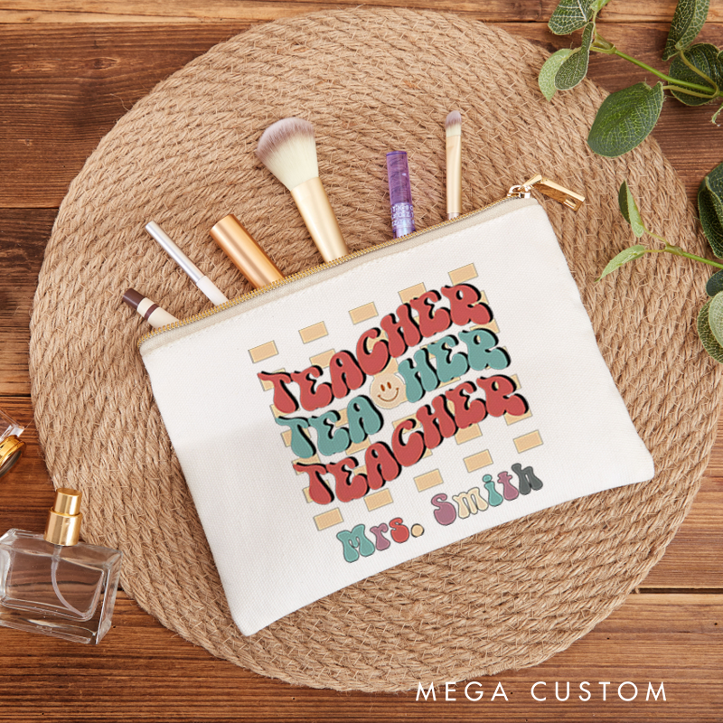 Personalized Teacher Makeup Bag Retro Teacher with a Smile Comfortable Stylish Makeup Bag Ideal Gift for Teachers