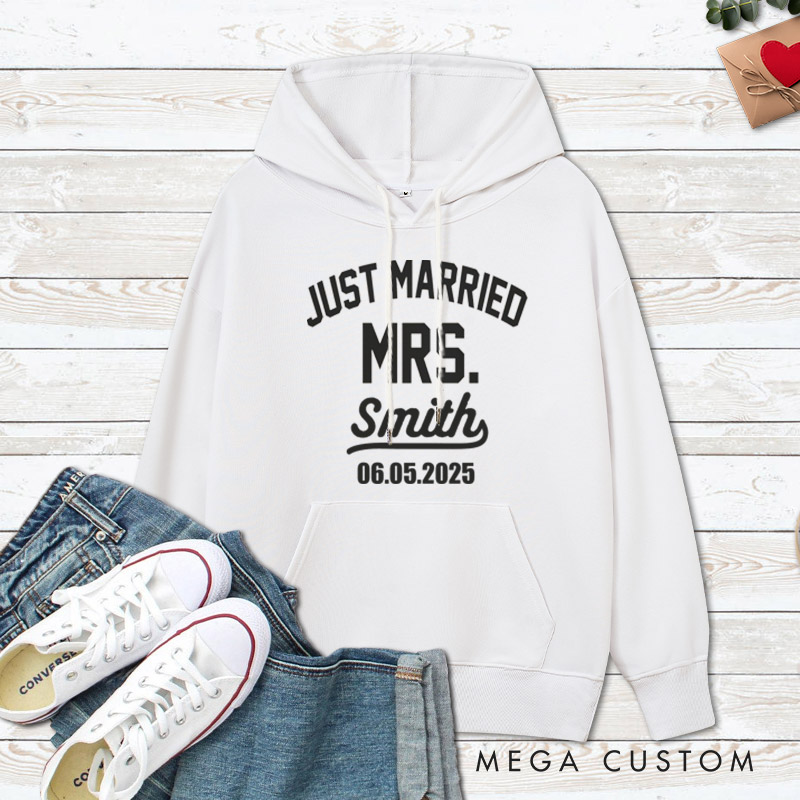 Personalized Classic Just Married Mr and Mrs with Date Wedding Couple  Hoodie