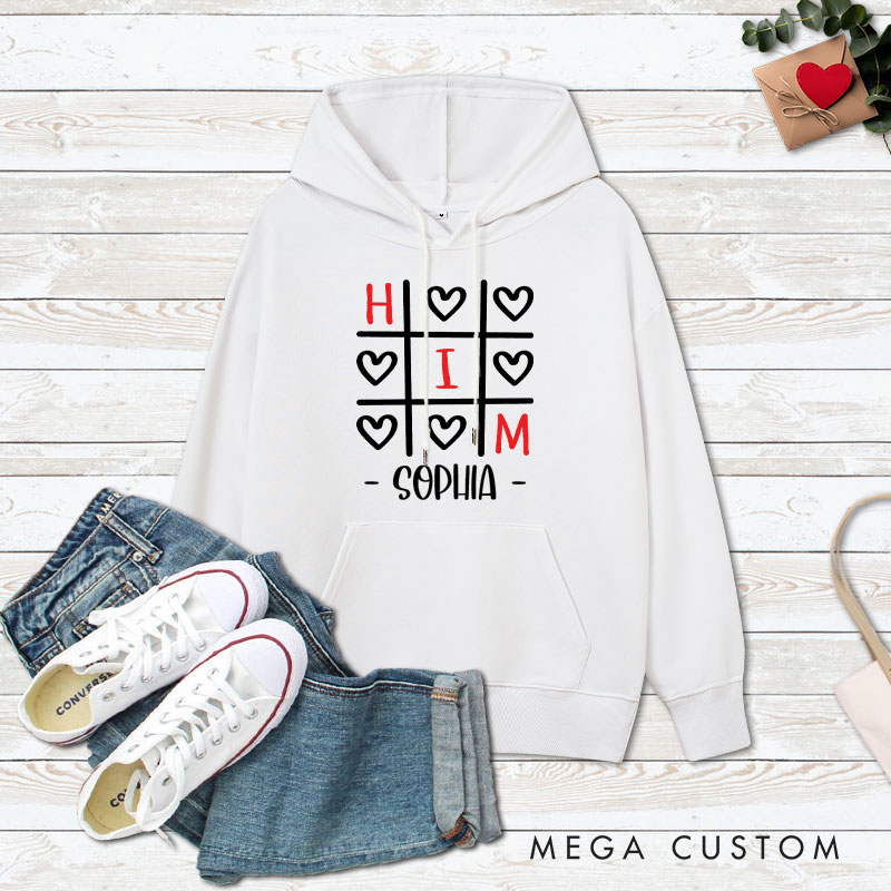 Personalized Couple Tic-Tac-Toe Valentine's Day Hoodie with Name Couple Sweatshirt for Boyfriend Girlfriend Husband Wife