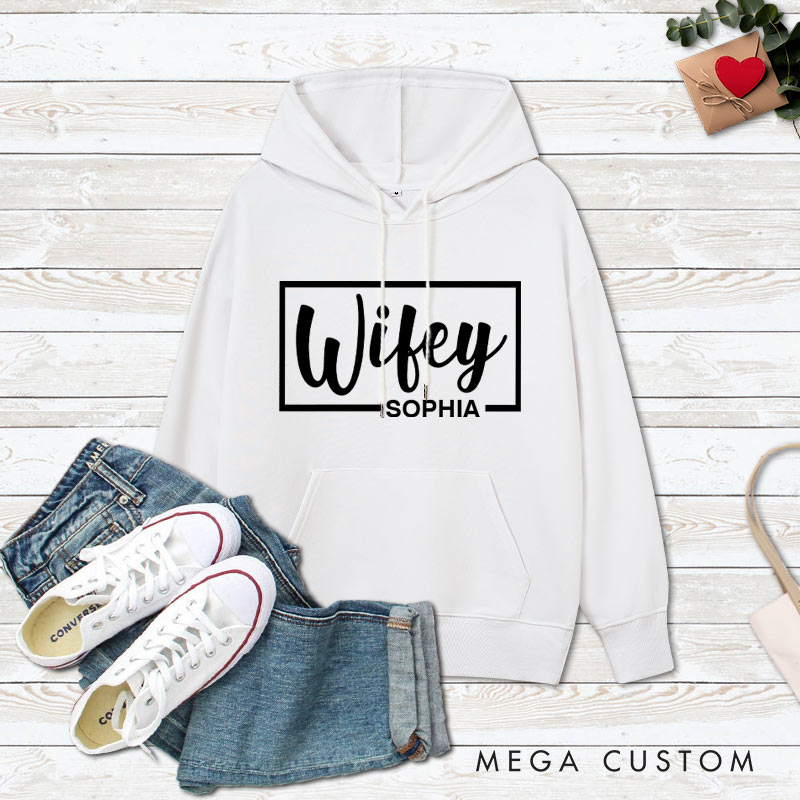 Personalized Couple Hubby and Wifey Matching Hoodie with Name Couple Valentine's Day Sweatshirt for Husband Wife Hubby Wifey